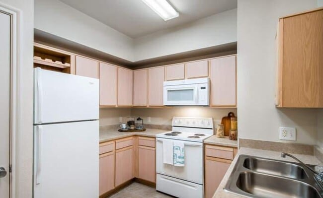 Building Photo - 2 bedroom in Lewisville TX 75067