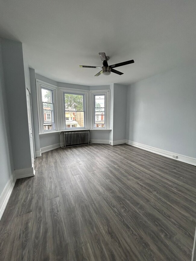 Foto del edificio - 5122 Walton Ave