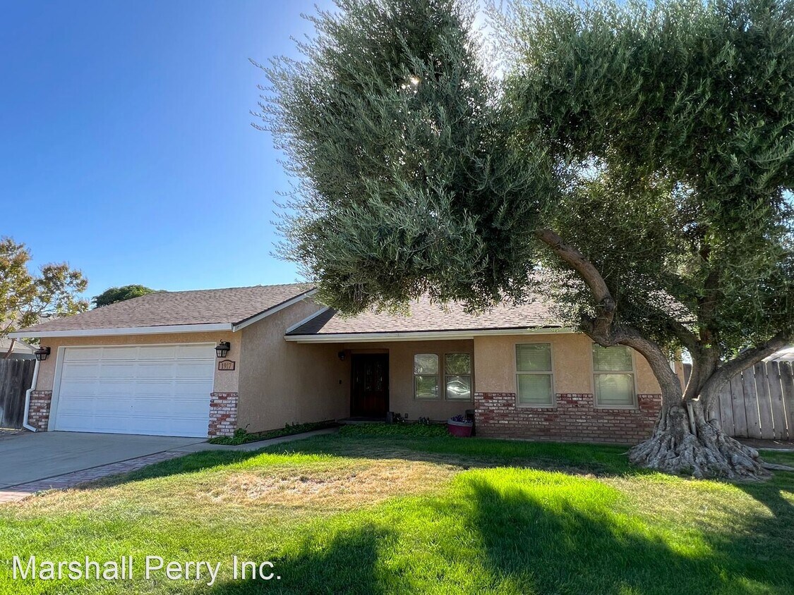 4 br, 2 bath House 1917 Fox Glen Dr. House for Rent in Hughson, CA