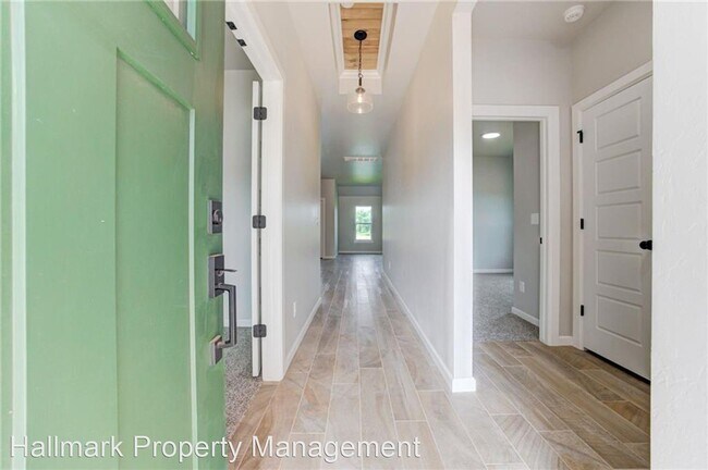 Foto del edificio - 4 br, 2.5 bath House - 2429 Creekside Circle