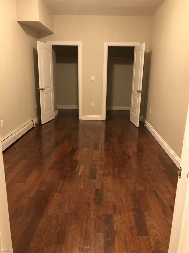 Foto principal - 740 Morris Park Ave