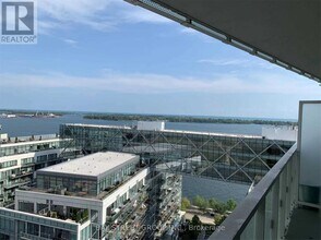 Building Photo - 15 Queens Quay E