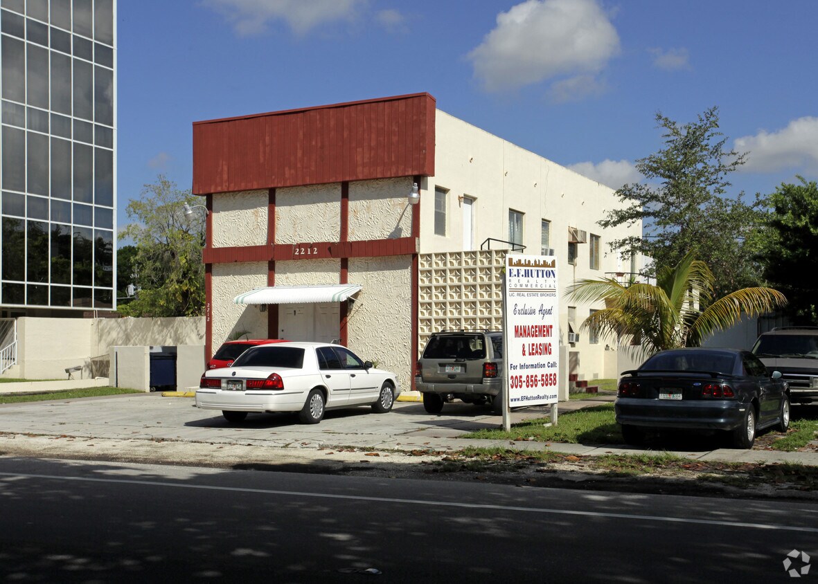 Primary Photo - 2212 SW 3rd Ave