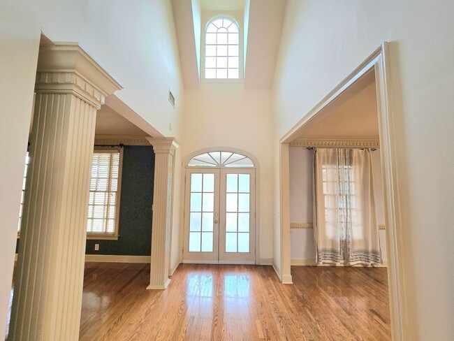 Foto del edificio - Located in Sturbridge HOA neighborhood