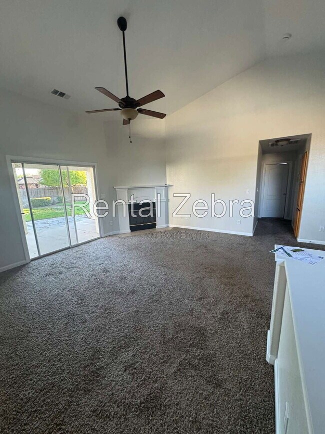 Building Photo - 2424 Sorrel Dr