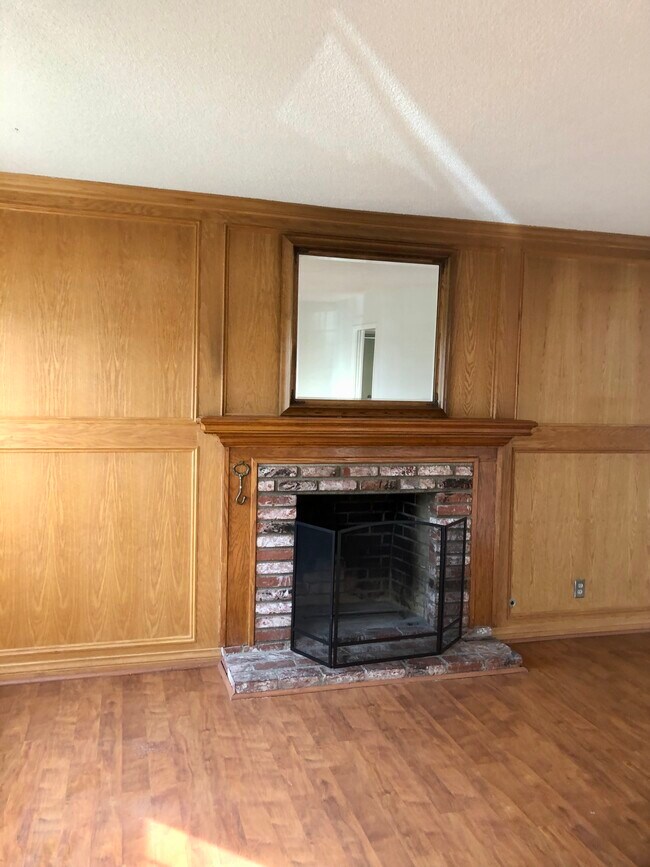 Living Room - 1127 W 164th St