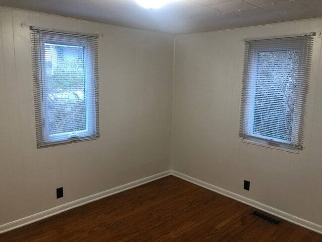 Foto del edificio - 314 W 16th St