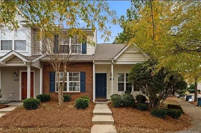 Primary Photo - Townhouse