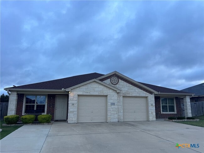Building Photo - 4606 Cambridge Dr