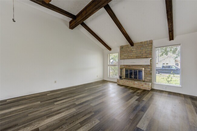 Building Photo - 10122 Sageglow Dr