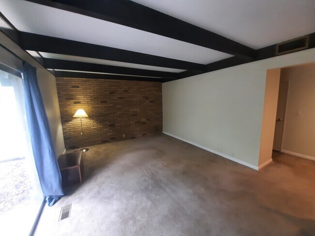 Foto del edificio - 4336 Sunray Rd