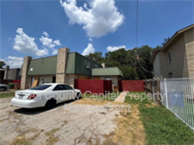 Foto del edificio - 2904 Sweeney Ln
