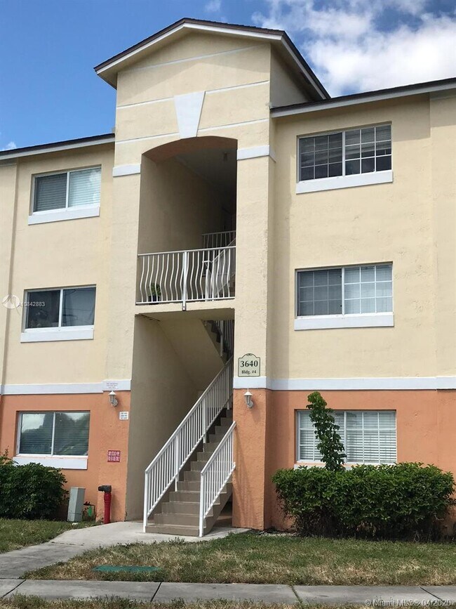 3650 N 56th Ave Unit 505, Hollywood, FL 33021 Condo for Rent in