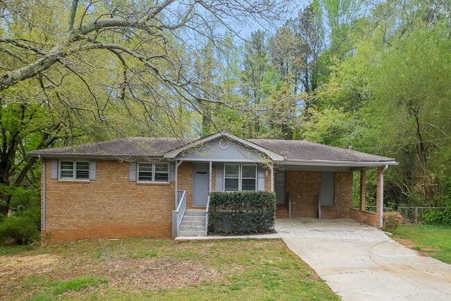 Building Photo - 250 Spanish Trails Way