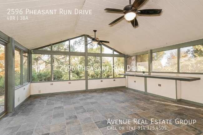 Building Photo - 2596 Pheasant Run Dr