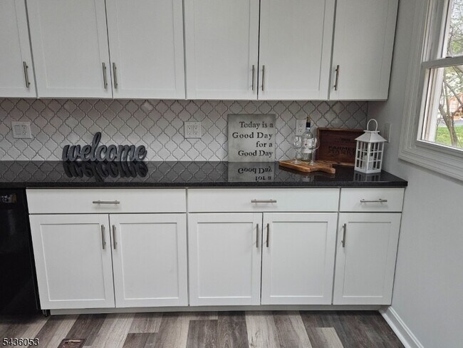 Foto del edificio - 119 Dartmouth Trail