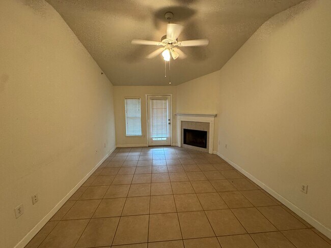 Photo - nice and quiet condo in desirable New Tamp...