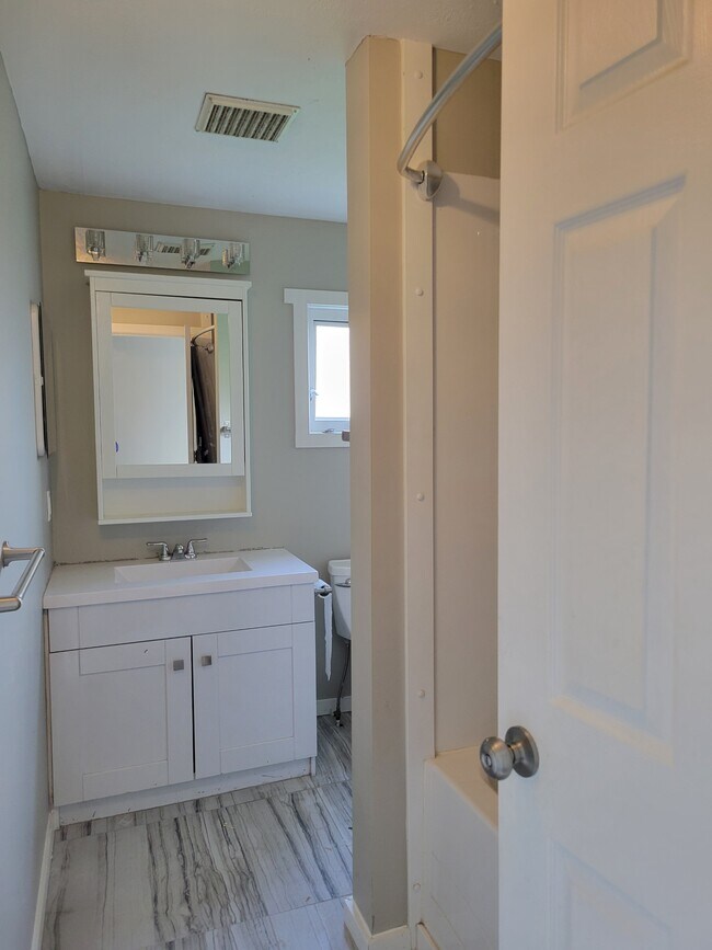 Photo du bâtiment - 9761 Prest Rd