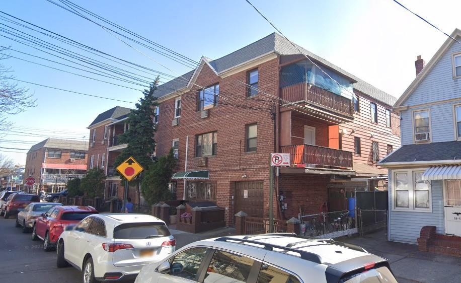 Foto del edificio - 88-46-88-54 54th Ave