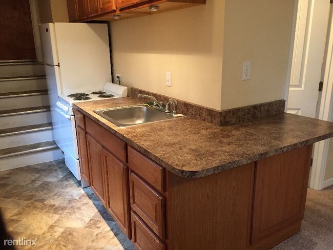 Building Photo - 2 br, 1 bath Apartment - 3114 N. Arcadia St.