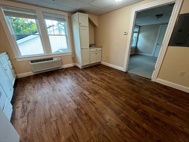 Foto del edificio - Charming 1-Bedroom Apartment in Dalton