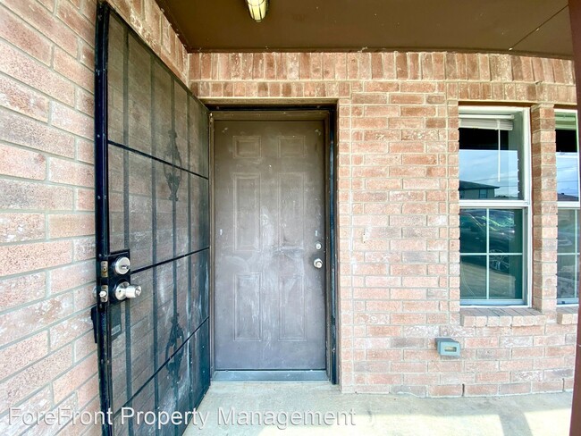 Foto del edificio - 2 br, 1 bath House - 7627 Windsor Oaks