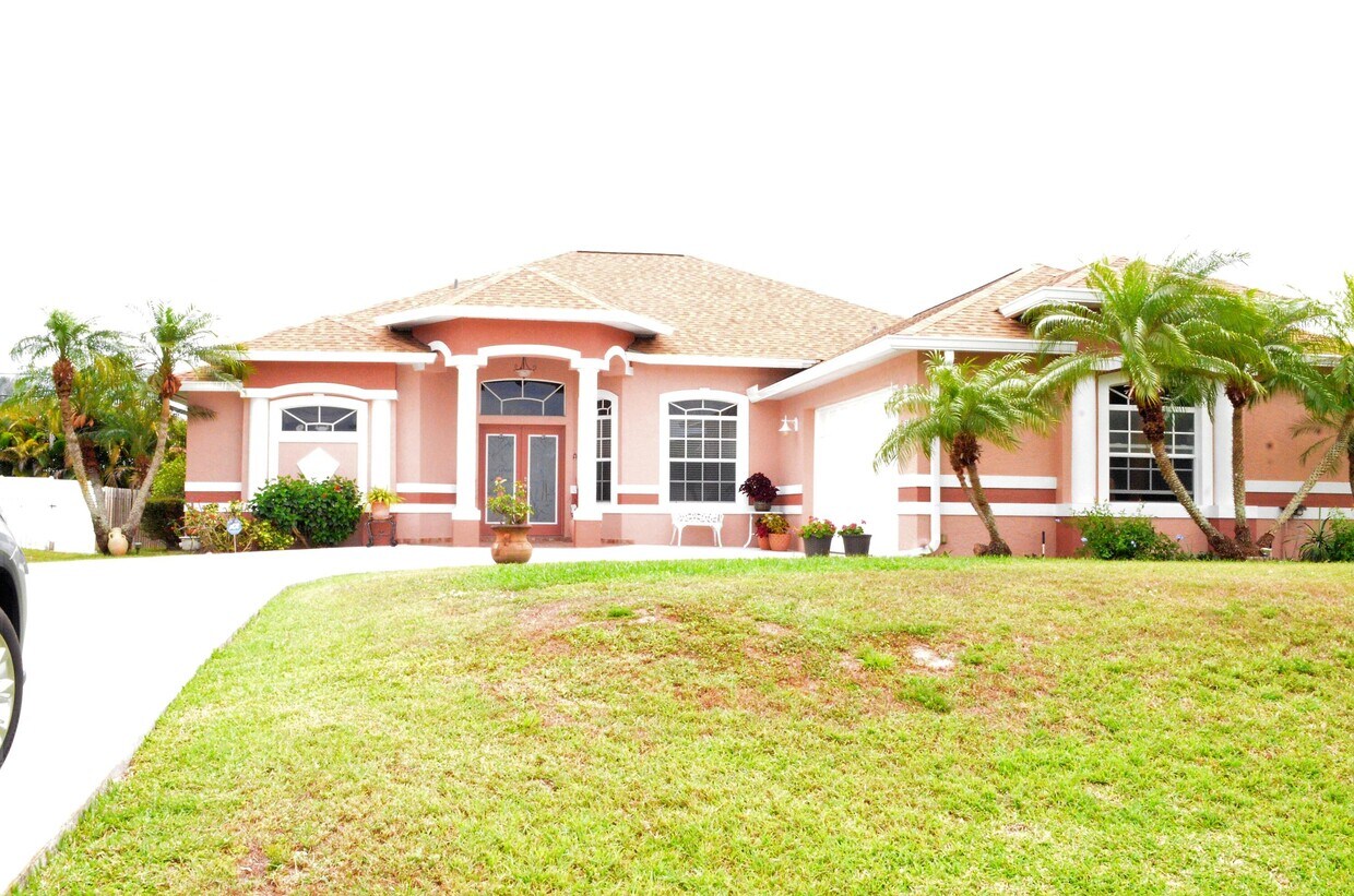 3414 SE East Snow Rd, Port Saint Lucie, FL 34984 House for Rent in Port Saint Lucie, FL