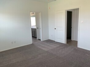 Building Photo - 3707 Gentle Meadow Dr