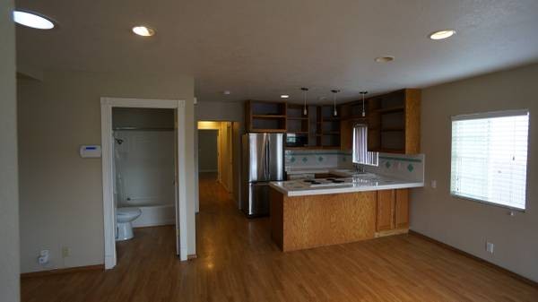 Building Photo - 3625 Cherokee Ave
