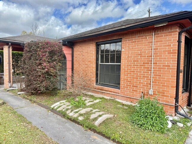 Foto del edificio - 3527 Rosedale St
