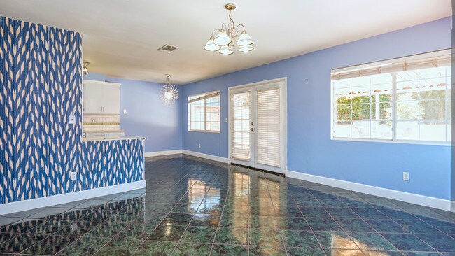Building Photo - HOME FOR RENT by TNCR