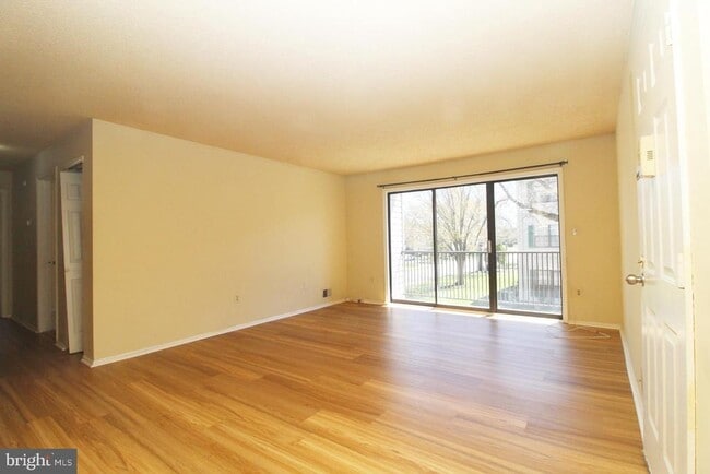 Building Photo - 7 Joyner Ct