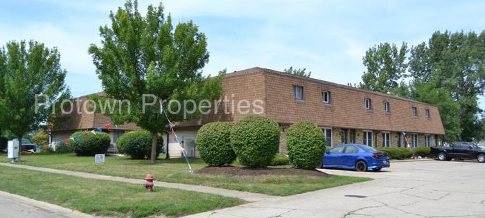 Primary Photo - 650 Meadowood Ln