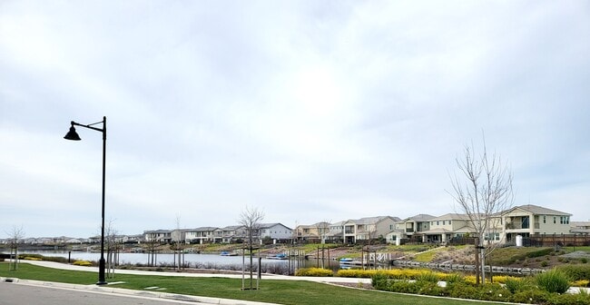 Foto del edificio - 1638 Garden Farms Ave