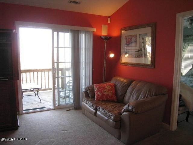Building Photo - 6807 Emerald Dr