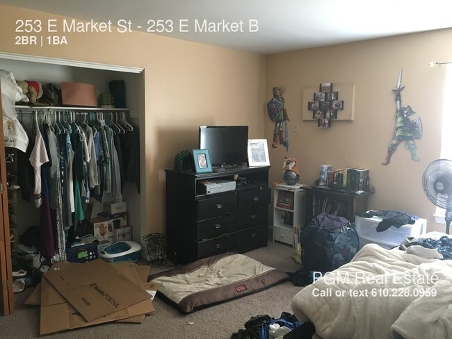 Foto del edificio - 253 E Market St