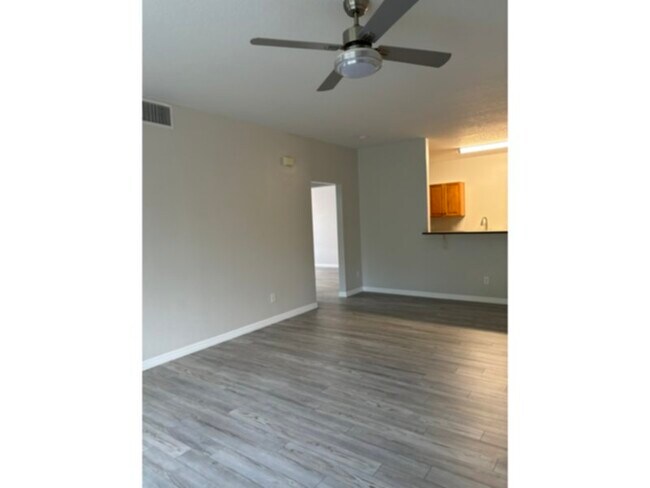 Building Photo - Condo