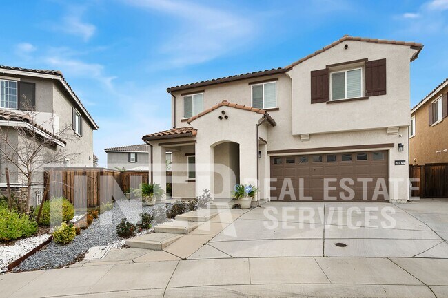 Foto del edificio - 7049 Star Trail Wy