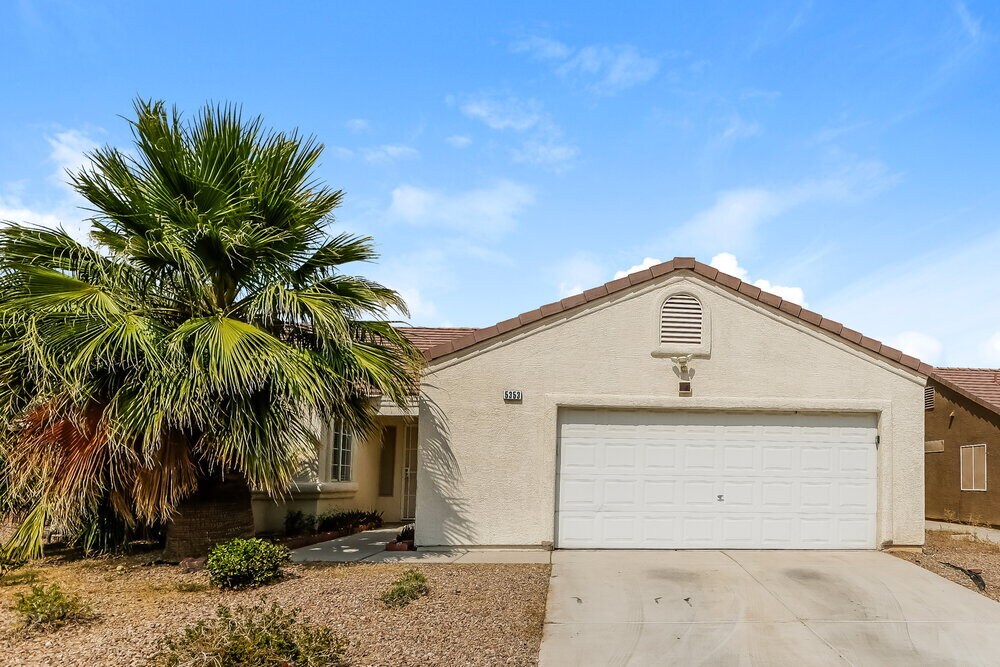 Foto principal - 5353 Greta Garbo St