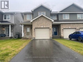 Building Photo - 64 Vimy Ridge Cres