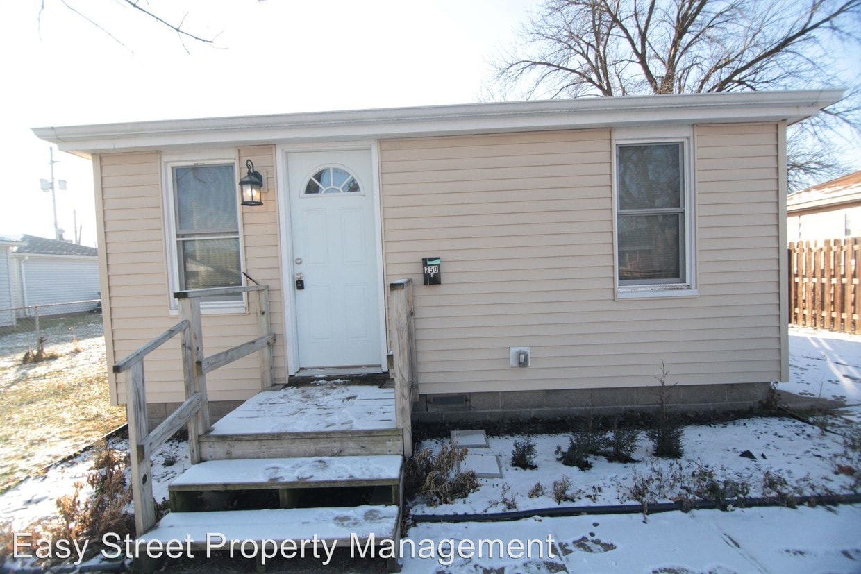 Primary Photo - 1 br, 1 bath House - 250 30th Ave