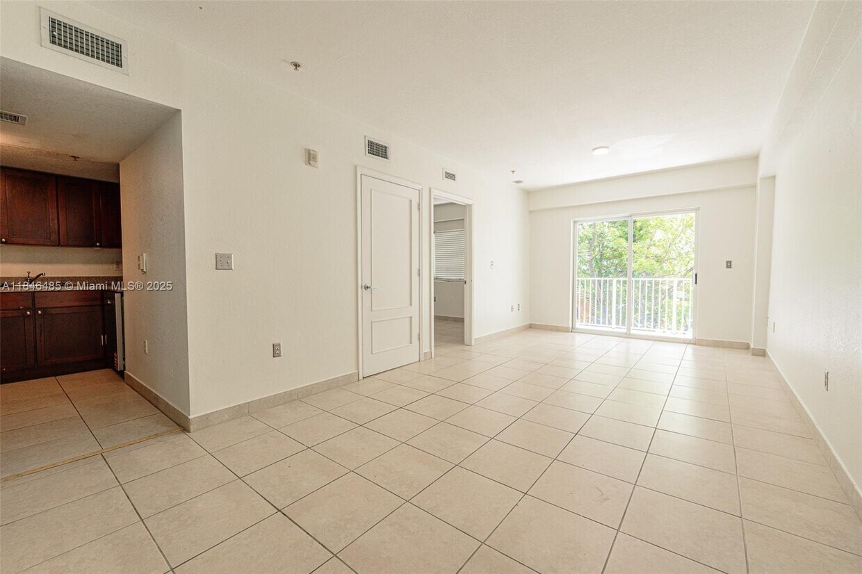 Primary Photo - 2536 NW 24th St