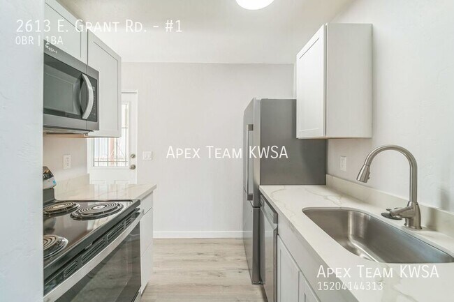 Foto del edificio - 2613 E Grant Rd