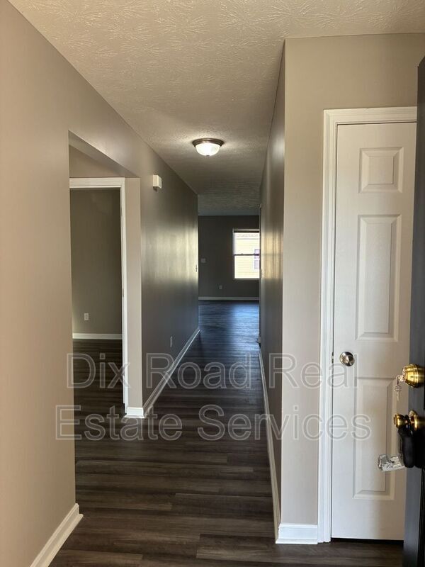 Foto del edificio - 2131 Pumpkin Ridge Ct