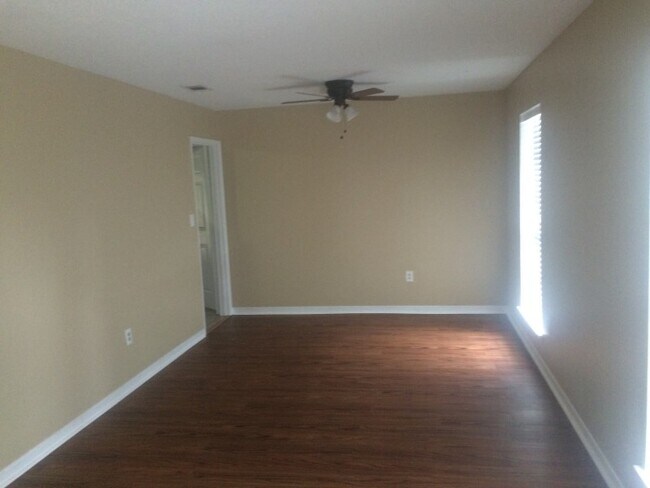 Building Photo - 5096 Fairland Dr
