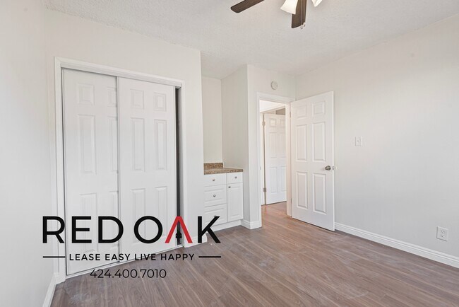Foto del edificio - 1321 S Greenwood Ave