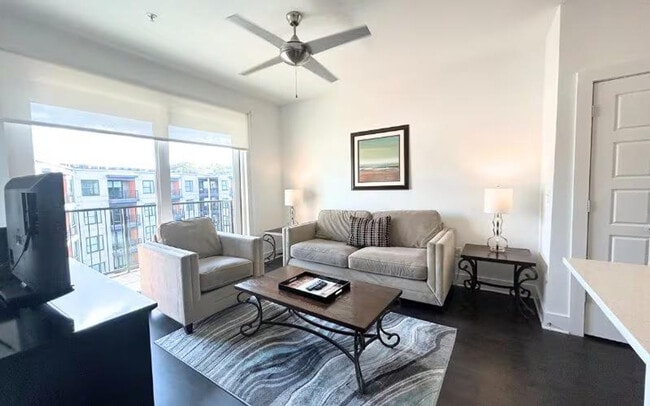 Foto del edificio - 728 Ralph McGill Blvd NE