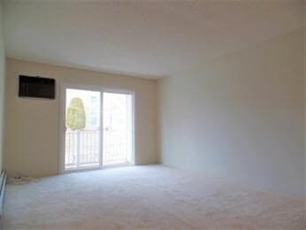 Foto del edificio - 24 Kenmar Dr