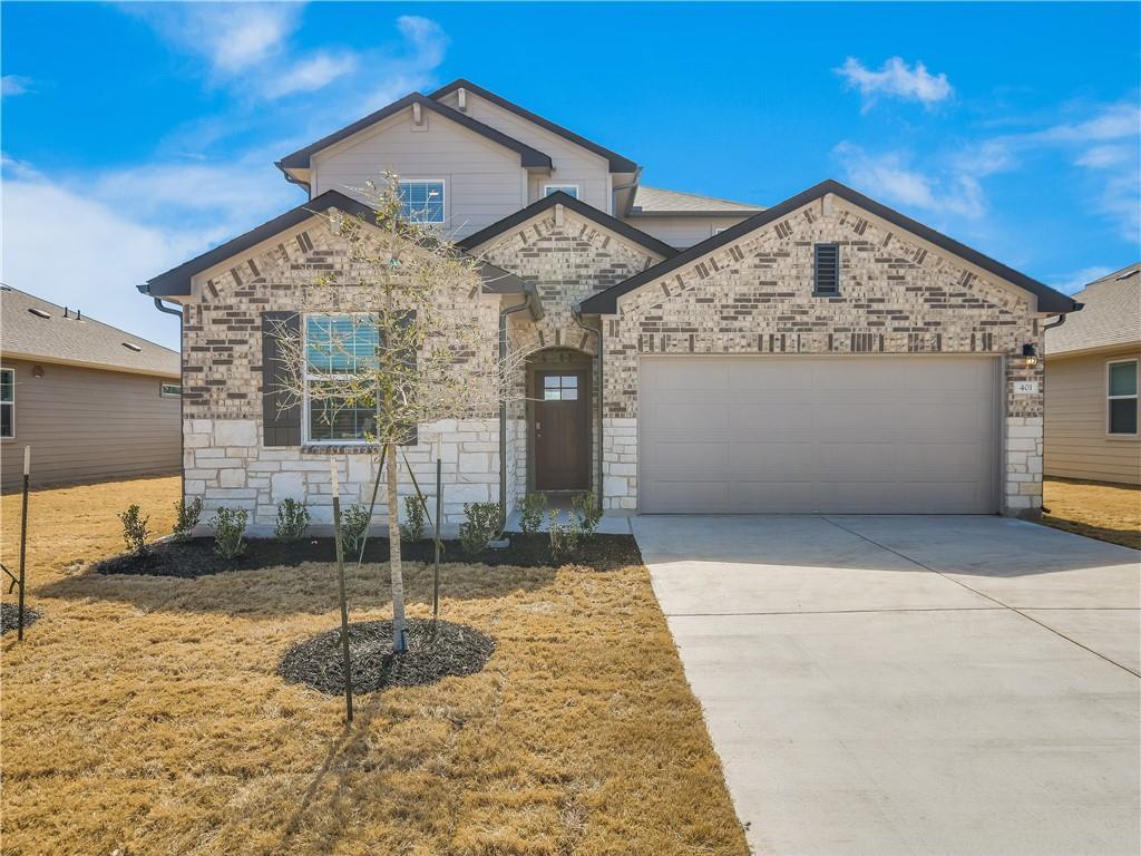 Foto principal - 401 Rainmaker Ln