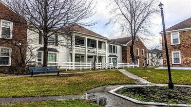 Building Photo - 25 Trenton Square
